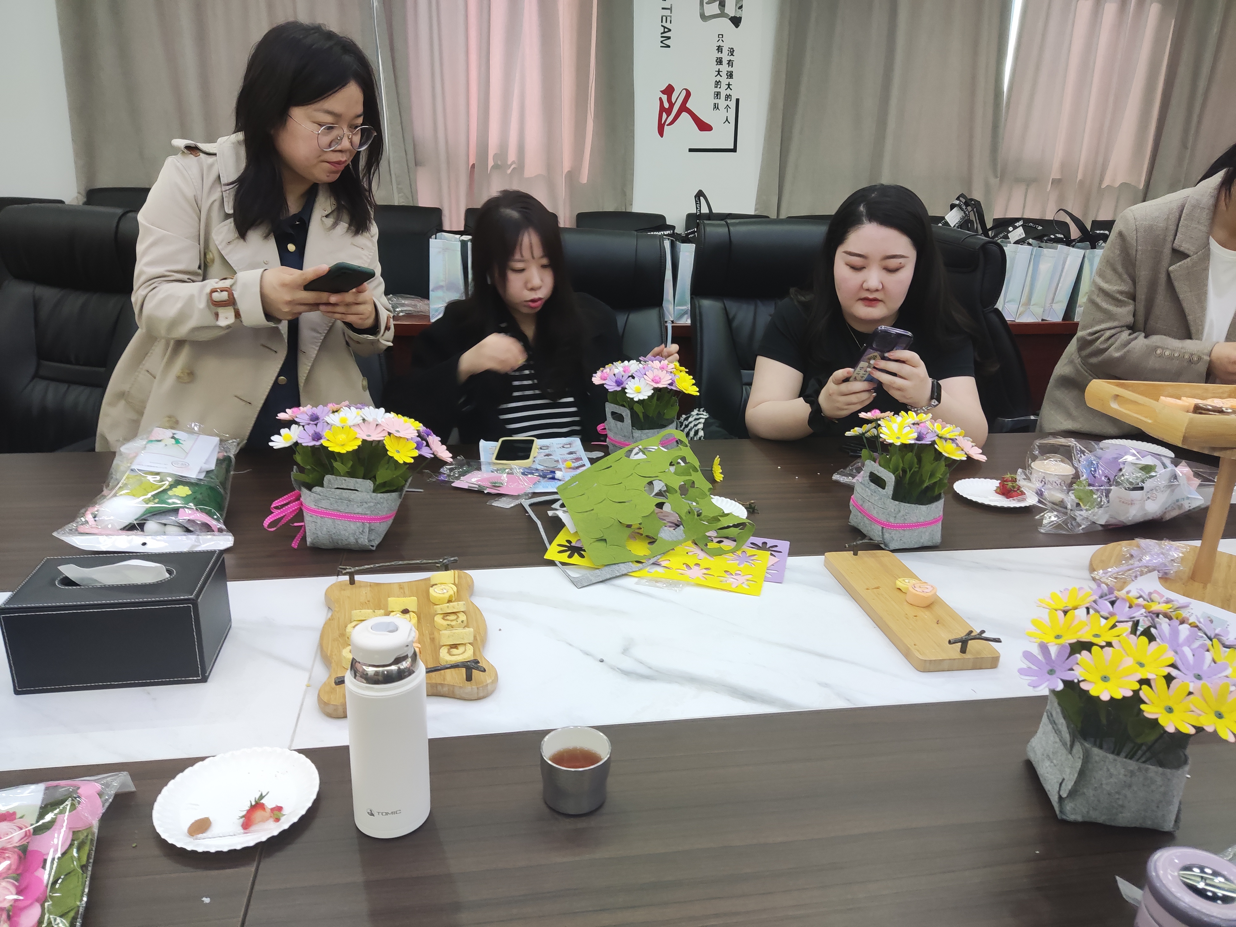 三八6.jpg 三八6.jpg